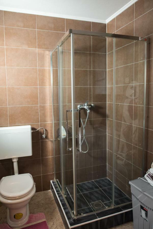 Apartman "Joka" Ðakovo Eksteriør bilde
